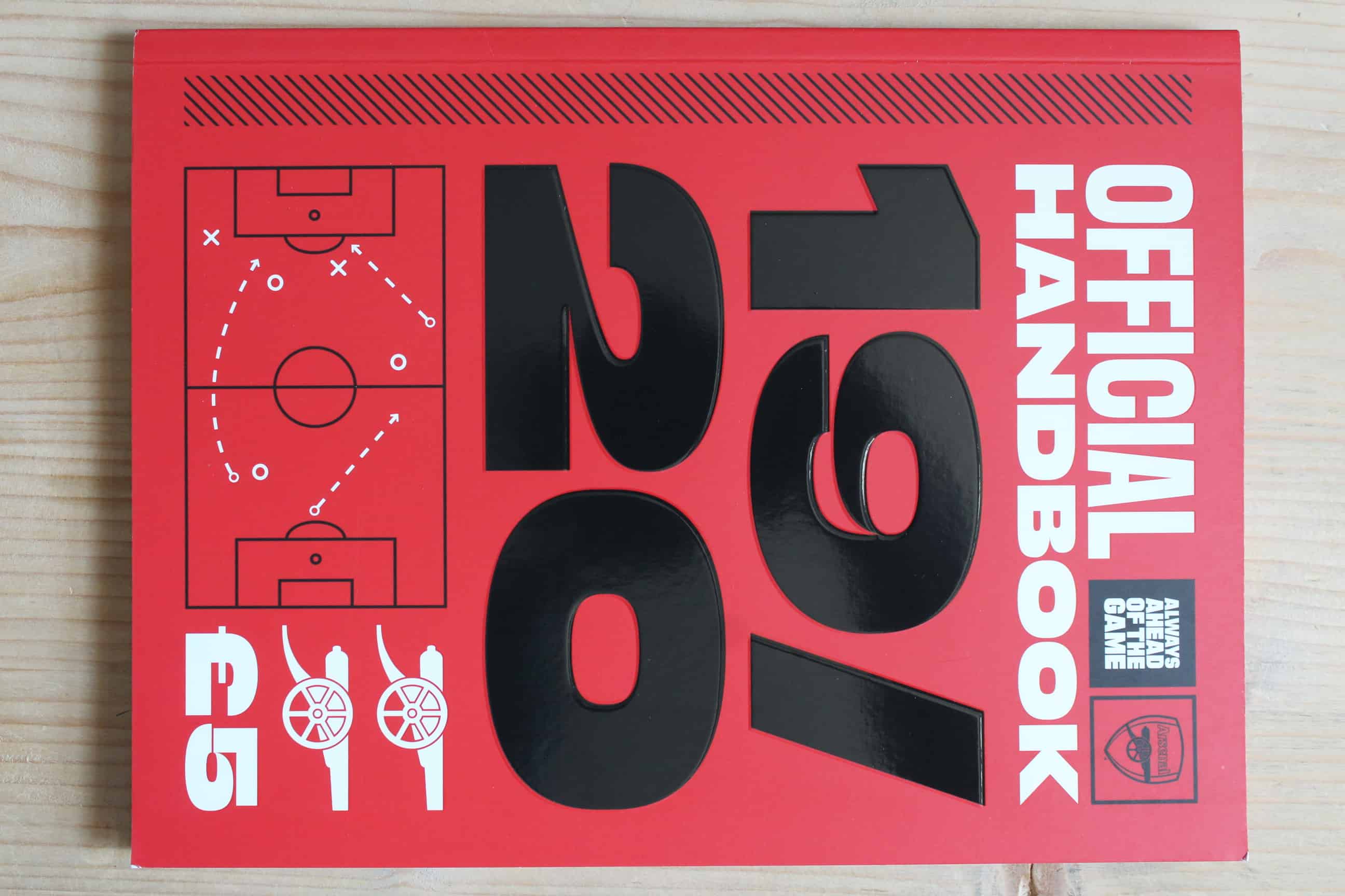 Arsenal Handbook/Yearbook v Arsenal Handbook/Yearbook